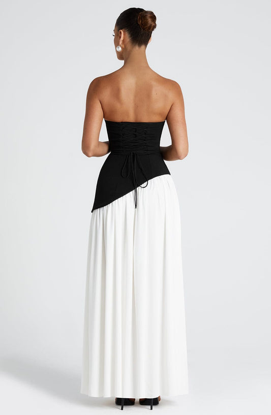 Black & White Graphic Maxi Dress – Bold Print Evening Dress | Meave & Ivy