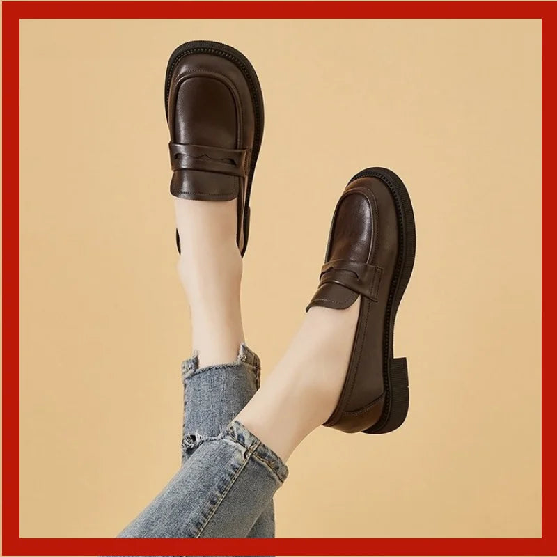 Minimalist Slip-On Loafer – Everyday Flat Shoe | Meave & Ivy