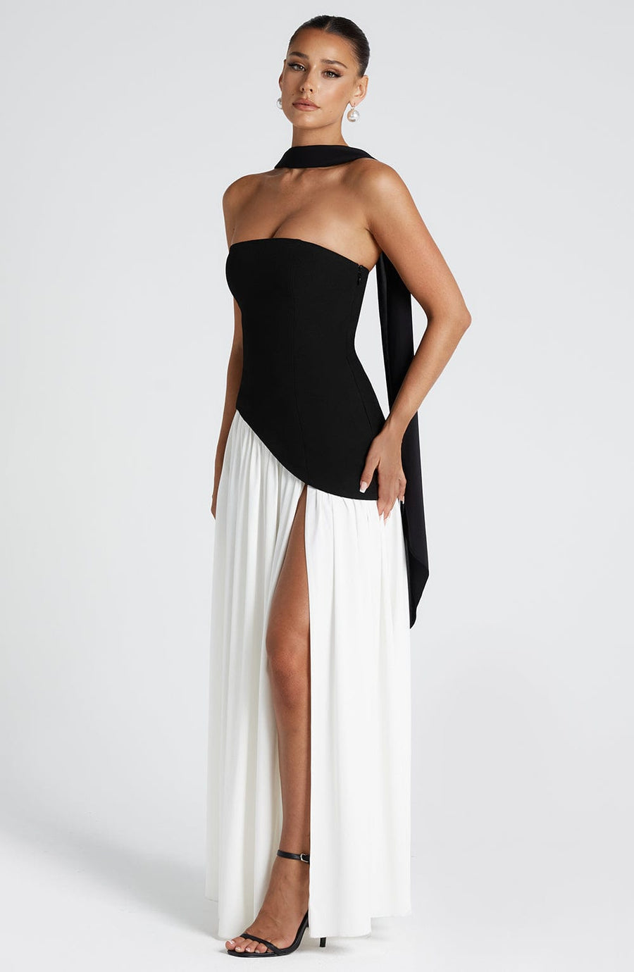 Black & White Graphic Maxi Dress – Bold Print Evening Dress | Meave & Ivy